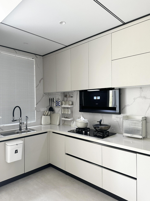 Custom Kitchen Island Cabinets | Modern Luxury Storage Cabinet